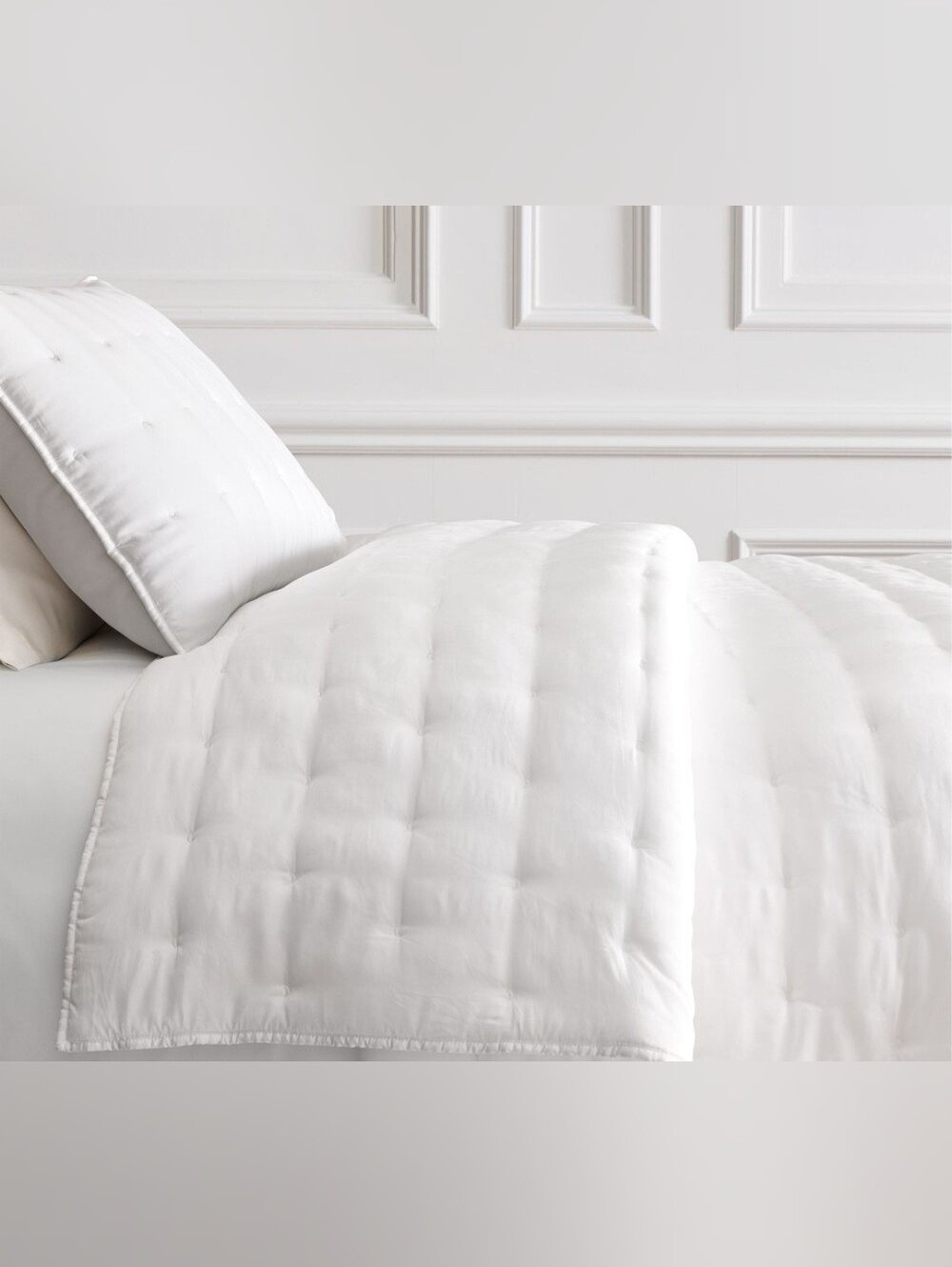 NEW!!! West Elm Silky TENCEL™ Crescent Stitch Quilt, Size: King/Cal. King, $259